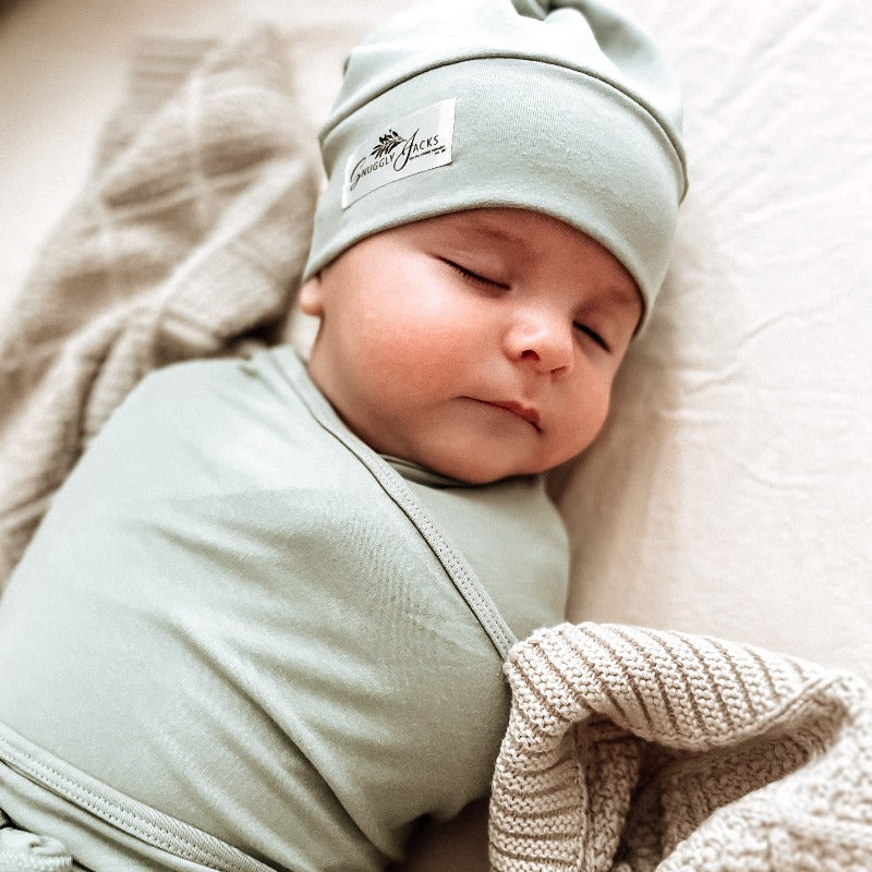 Swaddle Wrap & Bonnet en jersey sauge